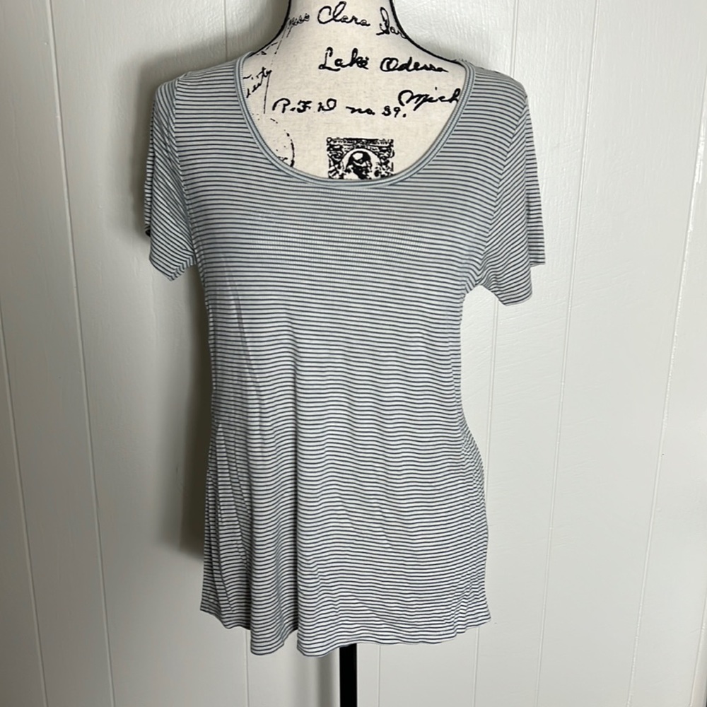 LuLaRoe Classic T